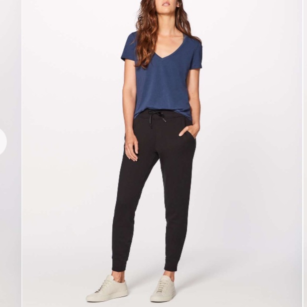 Lululemon Jogger Warm Down 28" Black 4 Pants - Picture 2 of 13